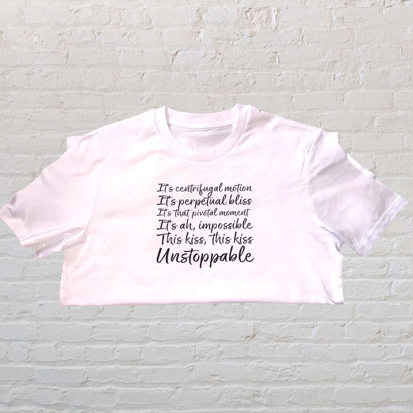 This Kiss Tee - White - L